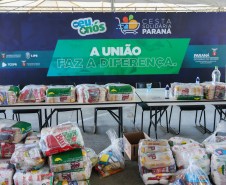 Ponto de recebimento de doações no Palácio Iguaçu, sede do Governo do Estado.